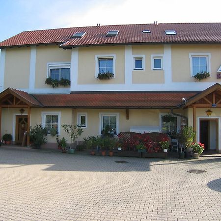 Fruehstueckspension Koelich Klagenfurt am Woerthersee Exteriör bild