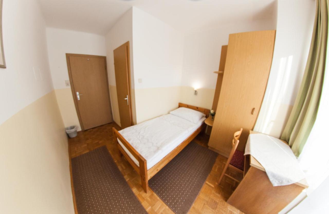 Fruehstueckspension Koelich Klagenfurt am Woerthersee Exteriör bild