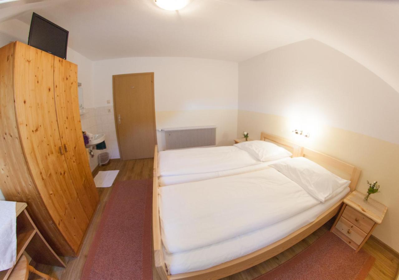 Fruehstueckspension Koelich Klagenfurt am Woerthersee Exteriör bild